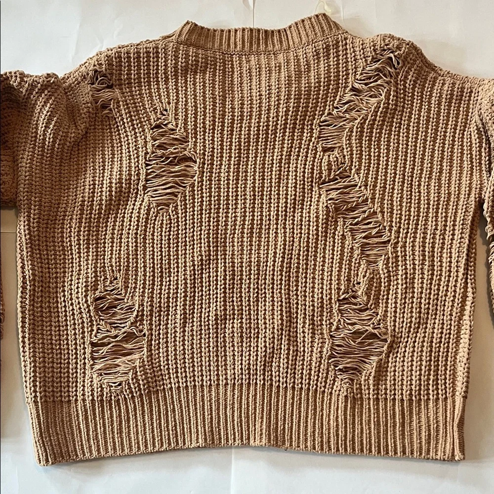 POL Tan Distressed Crew Neck Sweater woman’s oversized small beige chunky top - Picture 6 of 10